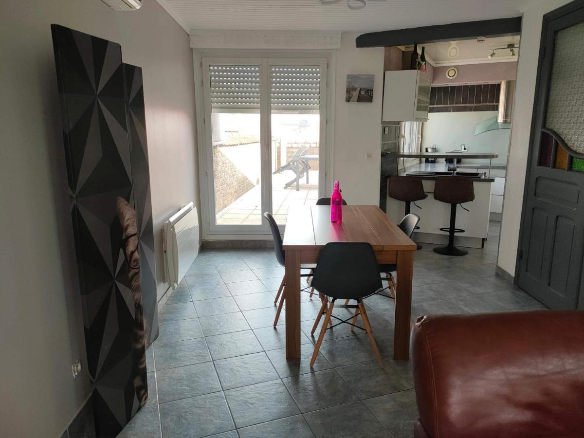 Brouckerque Appartement 2 Chambres Spacieuses Avec Terrasse מראה חיצוני תמונה