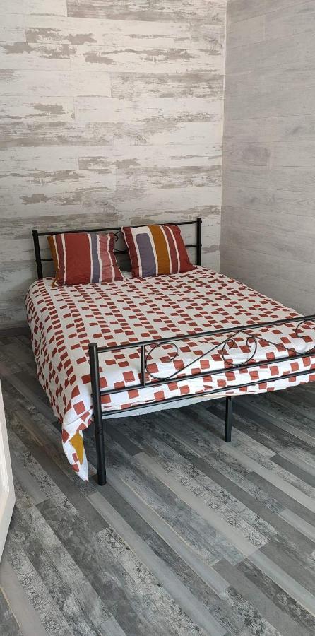 Brouckerque Appartement 2 Chambres Spacieuses Avec Terrasse מראה חיצוני תמונה